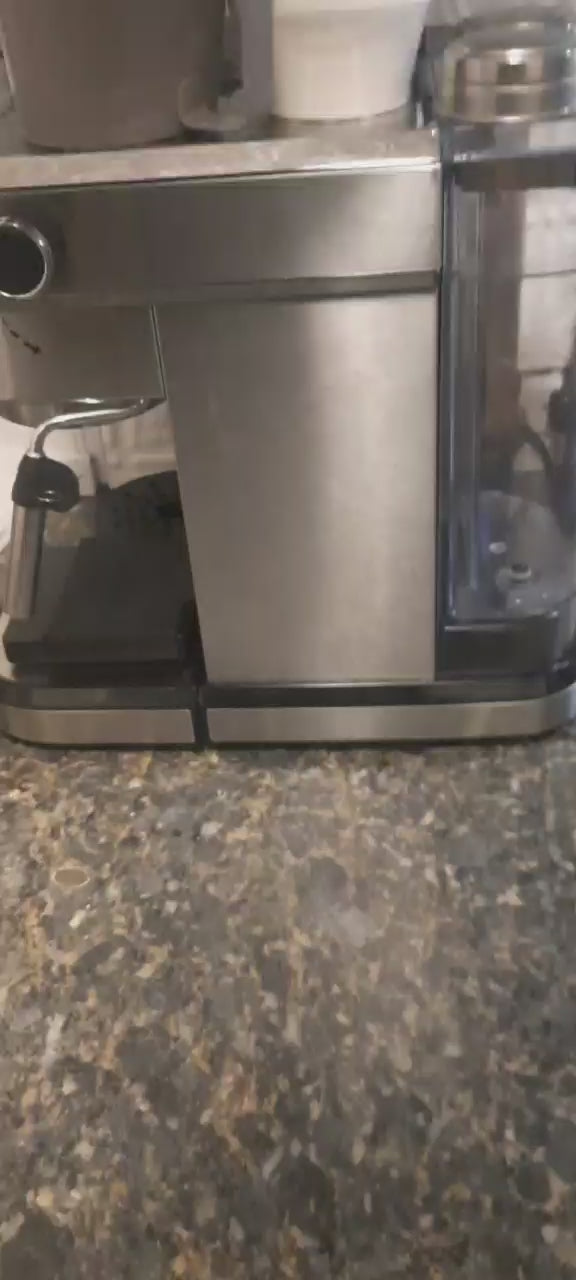 Load video: Lore x MiiR 360 Traveler 16 oz